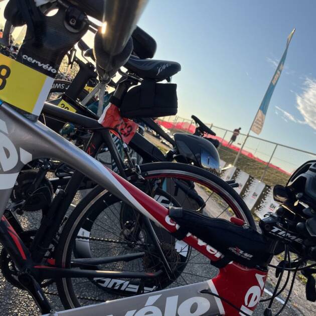 Naar een hele triathlon/Ironman©️